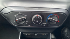 Hyundai i20 1.0T GDi 48V MHD SE Connect 5dr DCT Petrol Hatchback